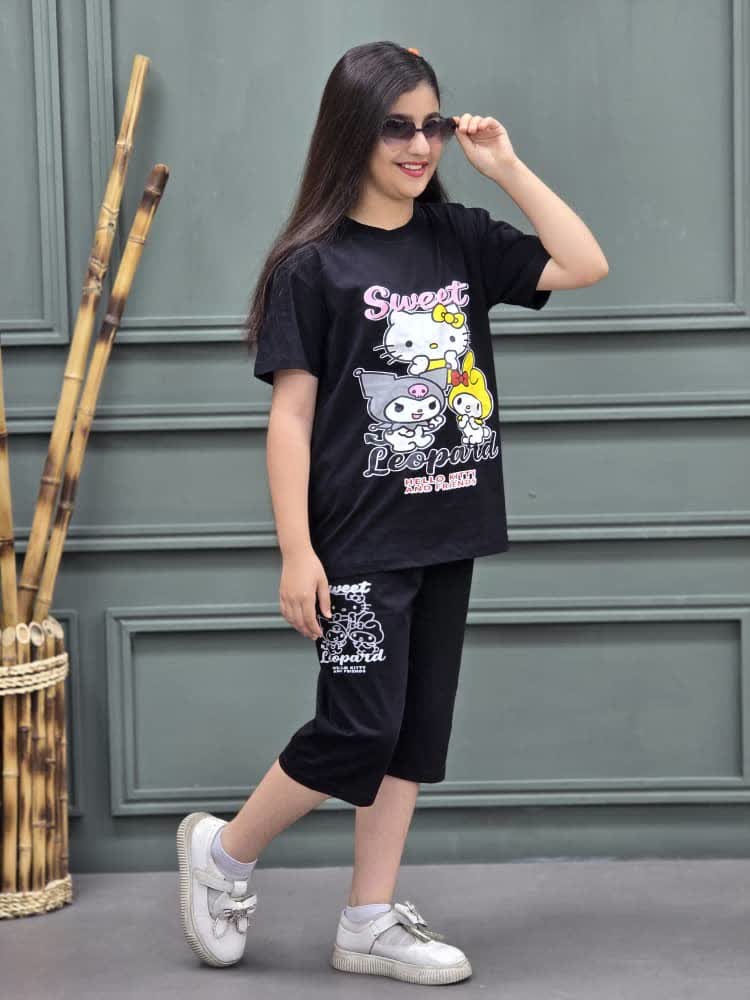 تیشرت شلوارک طرح کیتی و کرومی72206